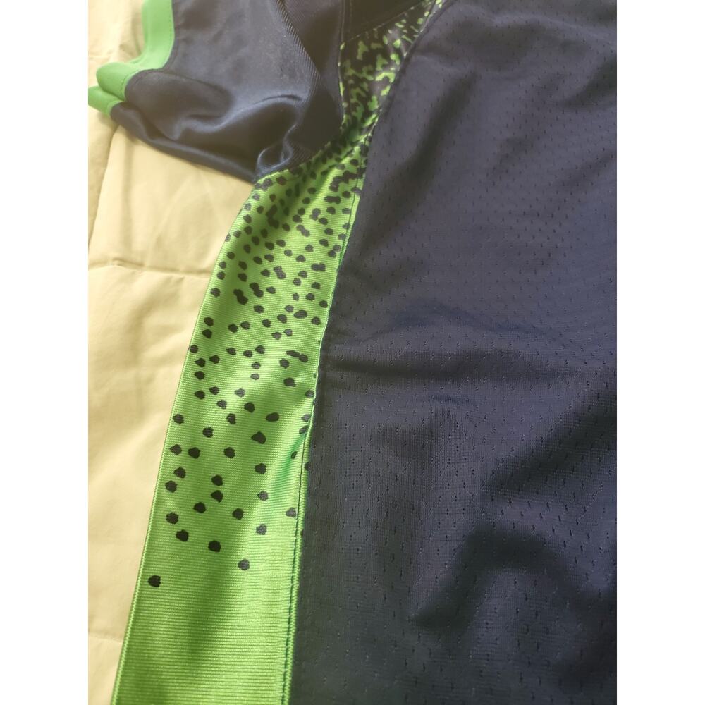 Nike Russell Wilson #3 Seattle Seahawks NFL Jersey Youth XL Blue Green Sewn - Picture 6 of 10
